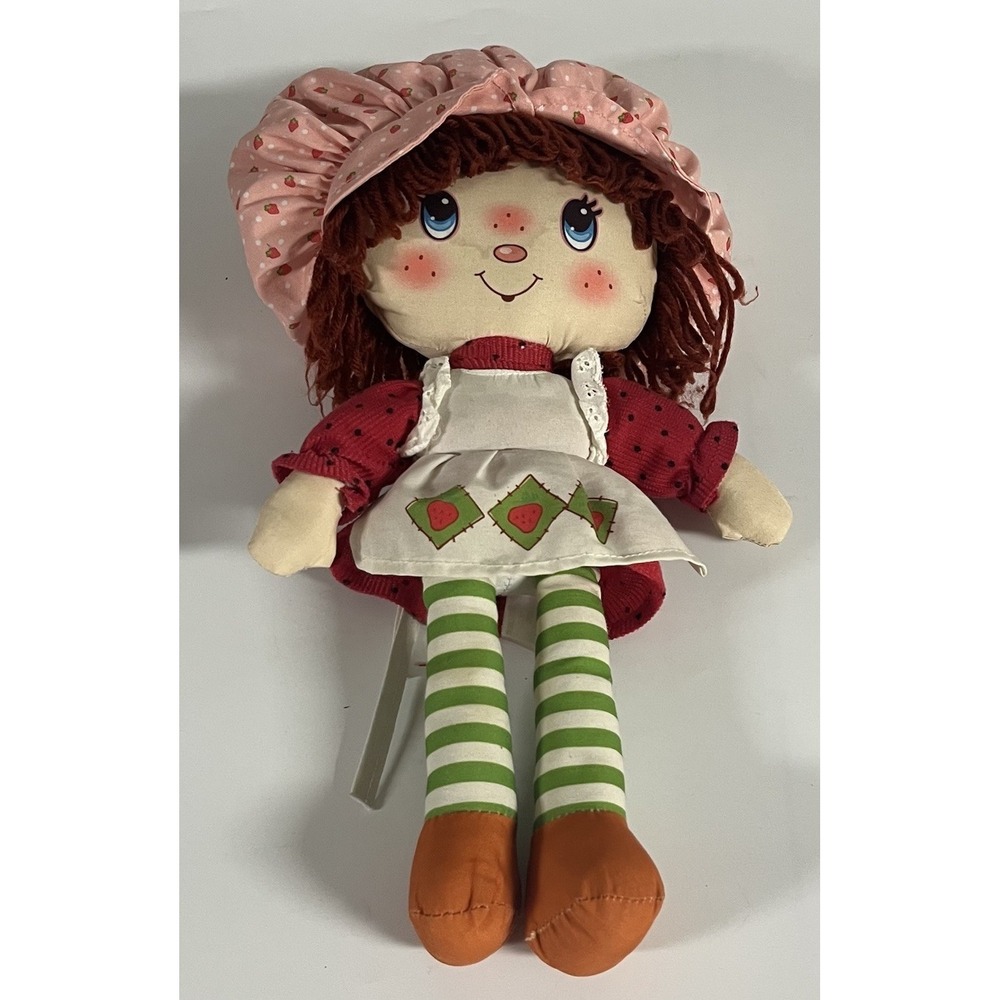 2016 Strawberry Shortcake 16" Rag Doll Vintage Inspired Plush Toy Yarn Hair
